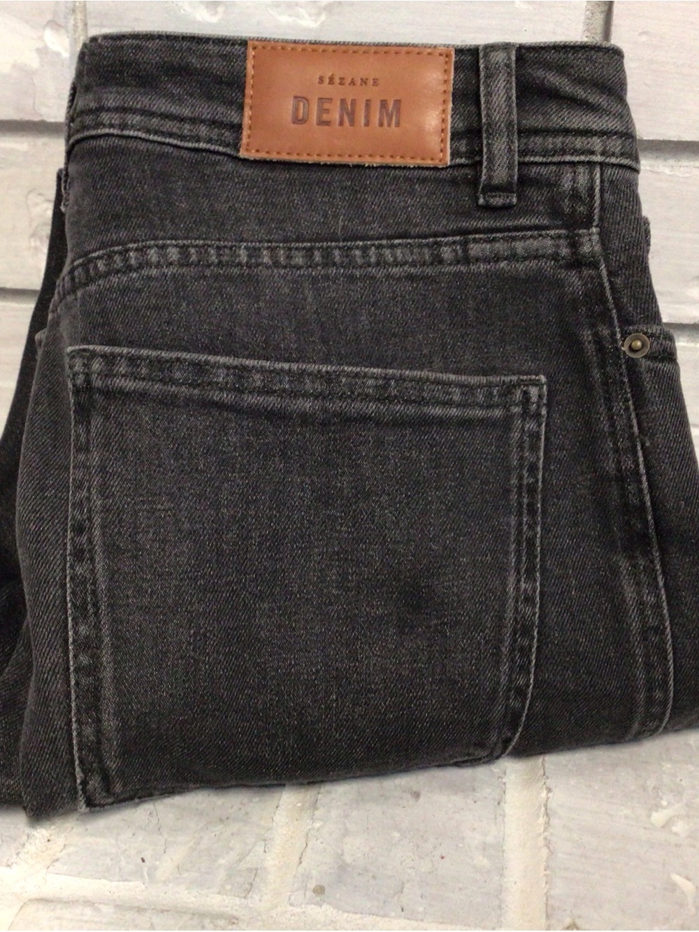 SEZANE - High waisted, straight, cropped jeans in Charcoal- Size 30